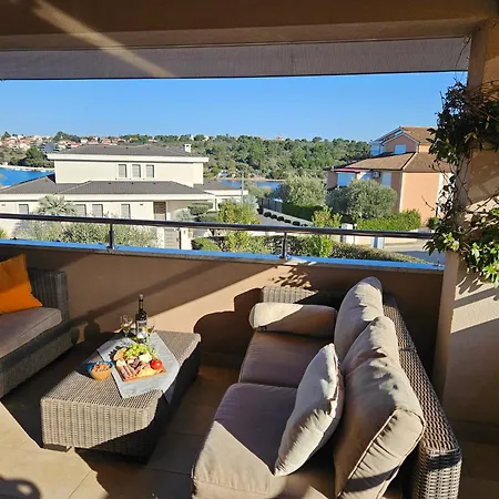 Mignon Apartament *